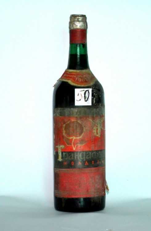 Вино "Трандафирул Молдовей" 1967 года урожая