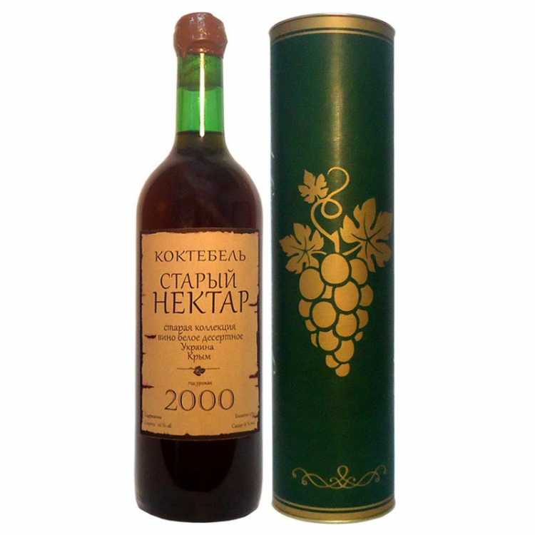 Коктебель "Старый Нектар" 2000 года урожая.