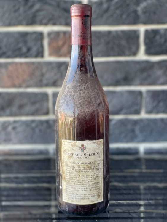 Вино Cantine dei Marchesi di Barolo Dolcetto d'Alba 1980 года урожая