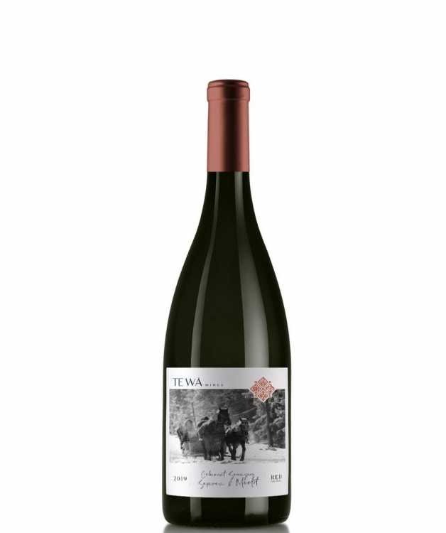 Вино «Cabernet Sauvignon - Saperavi & Merlot» 2019 Te Wa Wines. 0,75
