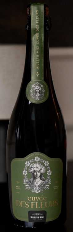 Шампанское «Cuvee des Fleurs» брют натюр белое, Milestii Mici. 0,75