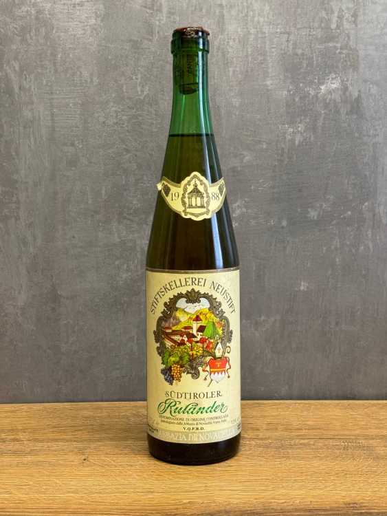 Вино Stiftskellerei Neustift Südtiroler Ruländer 1988 года.