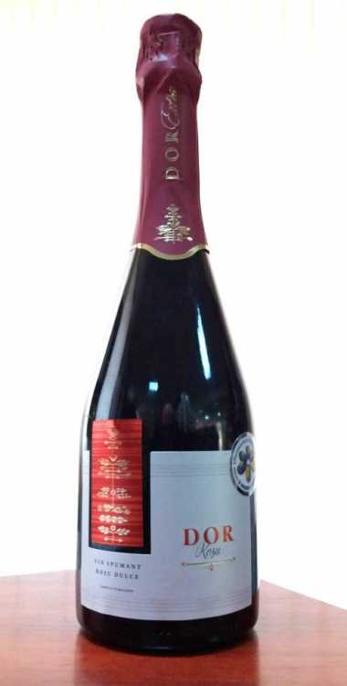 Шампанское «Dor» красное сладкое, Bostavan. 0,75