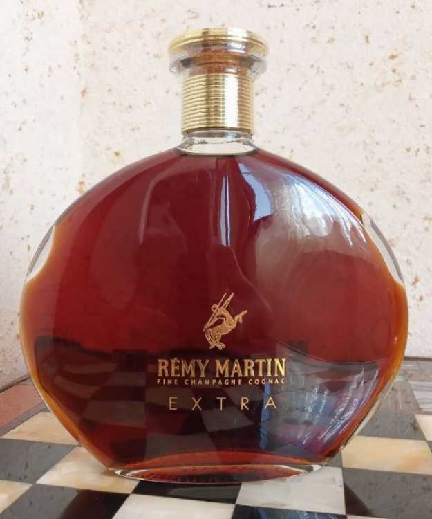 Remy Martin Eхтра 0,7 литра. 