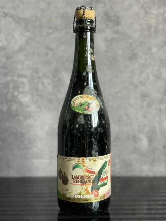 Вино Lambrusco Reggiano Riunite 1997 года урожая